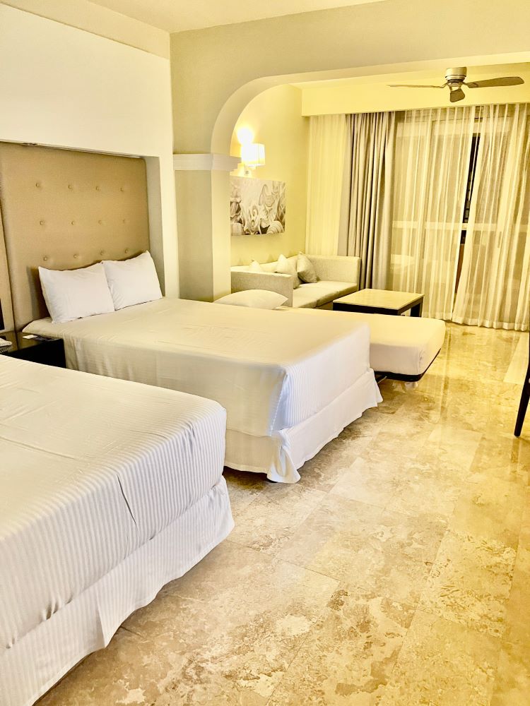 Grand Riviera Princess Platinum Room